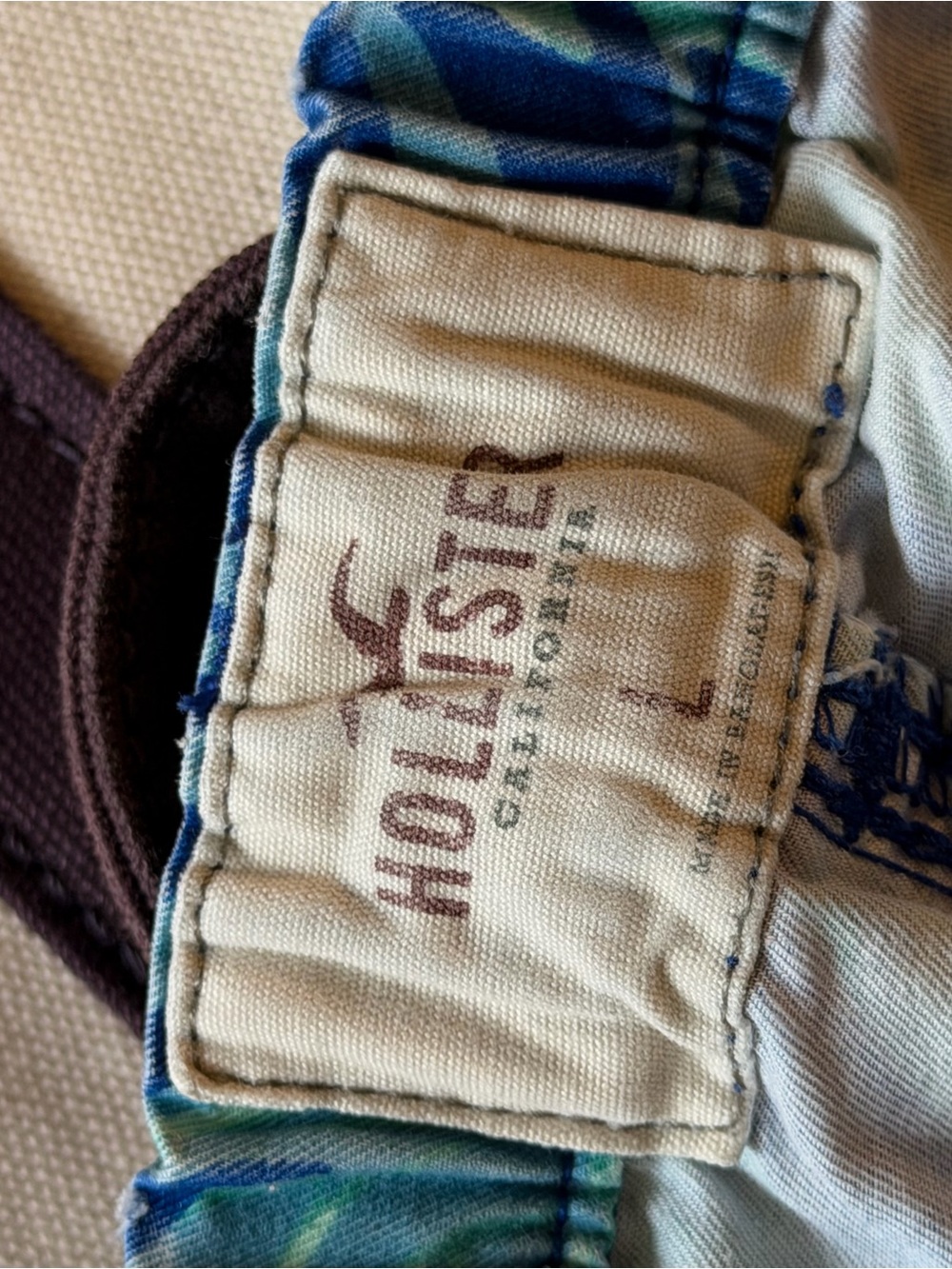 Vintage Hollister Blue Tropical Leaf Shorts - Picture 3 of 4